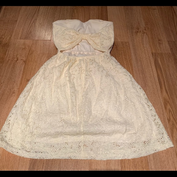 Ardene off white strapless dress - Picture 2 of 2